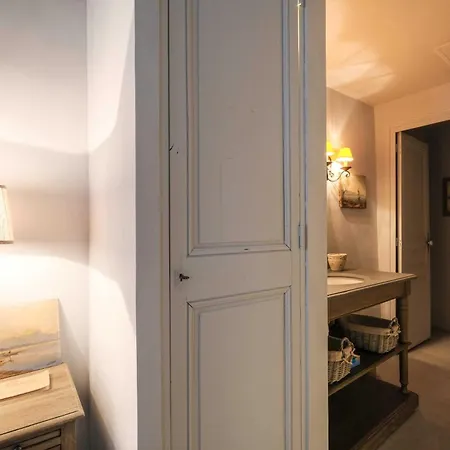 Apartment De Charme In The Heart Of *