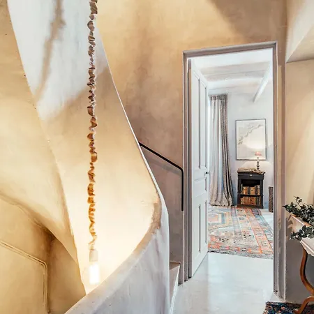 Apartment De Charme In The Heart Of Cannes